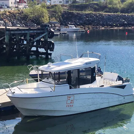 펜션 Adventure Senja Skrollsvika