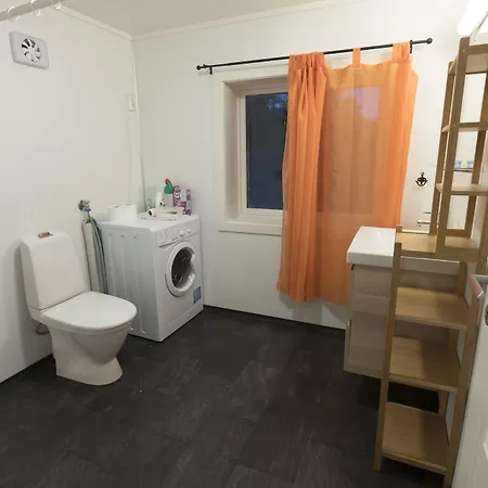 Adventure Senja 펜션 Skrollsvika