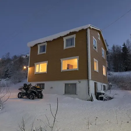 Adventure Senja Holiday home